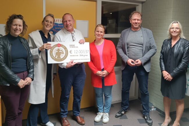 uitreiking cheque bingo 3